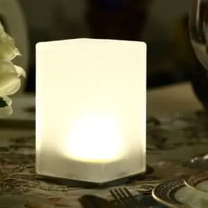 Lampe de table cube sans fil