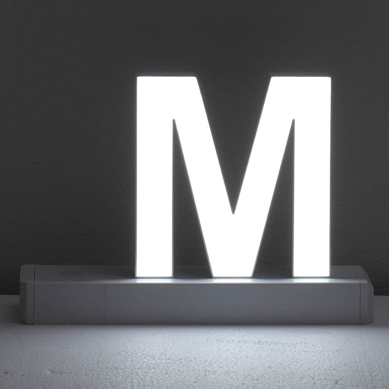 Lettre Led M